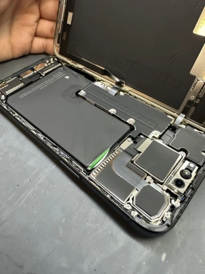 Фотография Ремонт iPhone 14 Plus в Сургуте