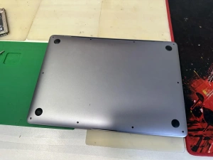 Фотография Ремонт MacBook Air M2 A2681 в Сургуте