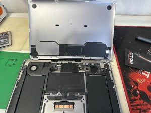 Фотография Ремонт MacBook Pro Retina A1502 в Сургуте