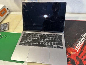 Фотография Ремонт MacBook Pro Retina A1502 в Сургуте