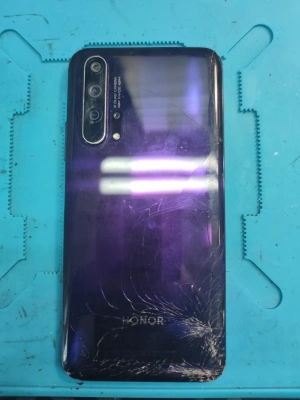 Фотография Ремонт Huawei Honor 20 Pro в Сургуте