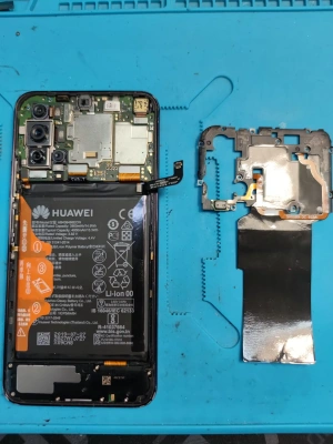 Фотография Ремонт Huawei Honor 20 Pro в Сургуте