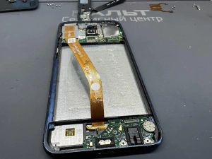 Фотография Ремонт Huawei Mate 20 Lite в Сургуте