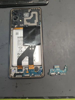 Фотография Ремонт Galaxy A73 в Сургуте