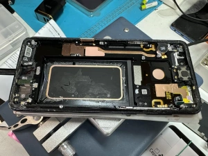 Фотография Ремонт Galaxy S9 Plus в Сургуте