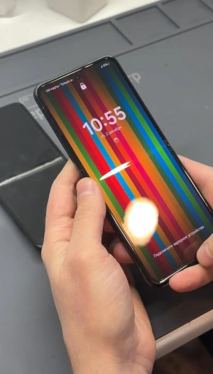 Фотография Ремонт Galaxy Z Flip 3 в Сургуте