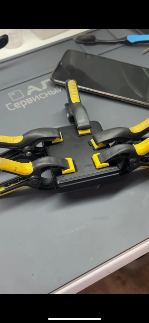 Фотография Ремонт Galaxy Z Flip 3 в Сургуте