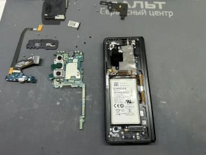 Фотография Ремонт Galaxy Z Fold 3 в Сургуте