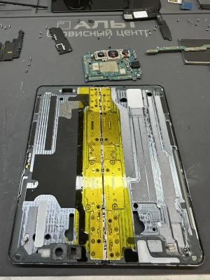 Фотография Ремонт Galaxy Z Fold 4 в Сургуте