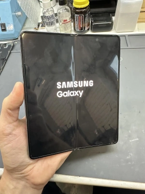 Фотография Ремонт Galaxy Z Fold 4 в Сургуте