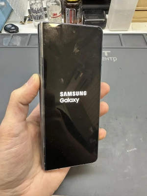 Фотография Ремонт Galaxy Z Fold 4 в Сургуте