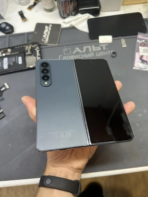 Фотография Ремонт Galaxy Z Fold 4 в Сургуте
